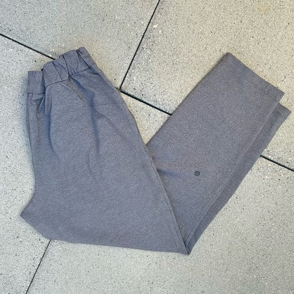 Lululemon On The Fly Pant in Gray - Picture 1 of 8
